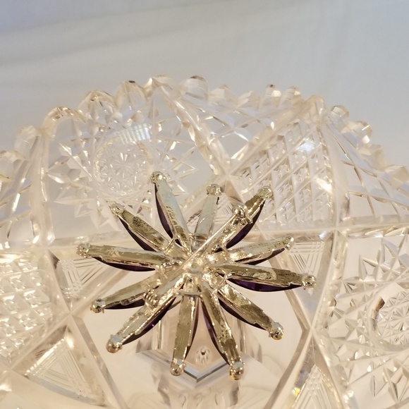 Brooch - Picture 3 of 4